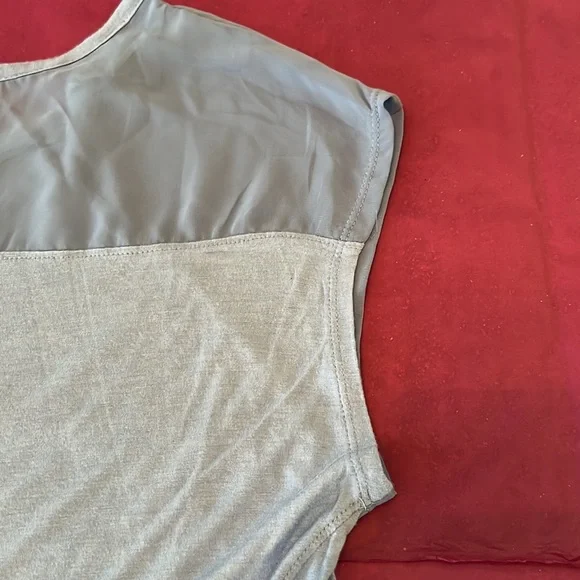 Two by Vince Camuto knit Top - Picture 7 of 11